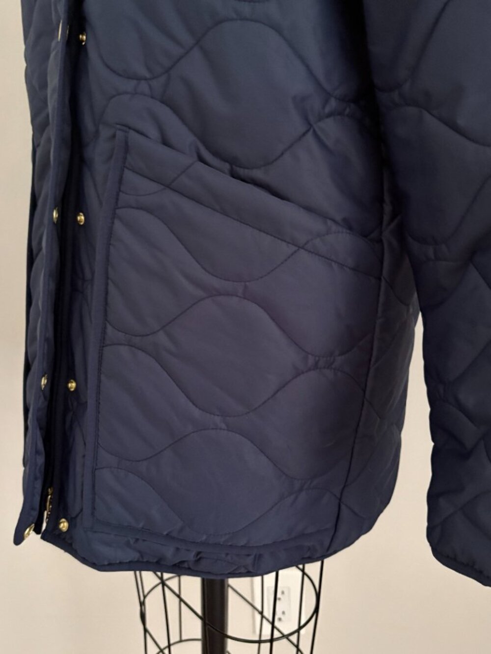 Quince Featherless Quilted Long Puffer Jacket Coat Navy Gold Snaps Preppy Chic M - Picture 3 of 10